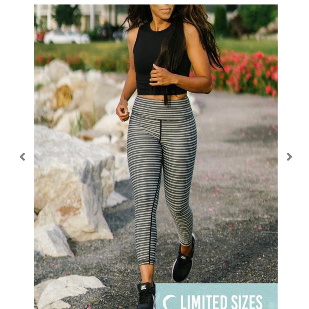 NWT - Zyia - Black Aztec Adrenaline Leggings - 8/10